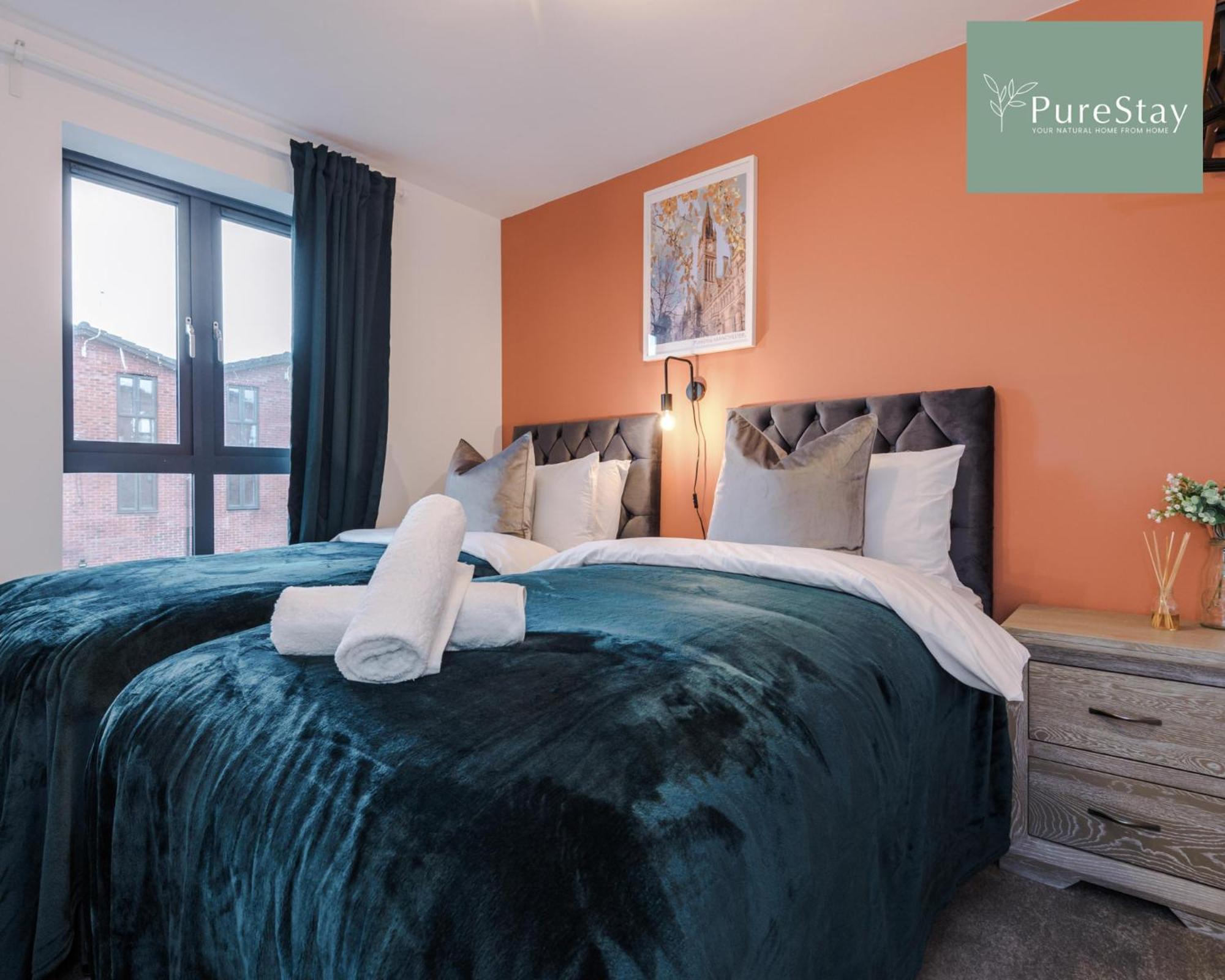 Stunning Five Bedroom Manchester House With Free Parking By Purestay Short Lets & Serviced Accommodation Exterior foto